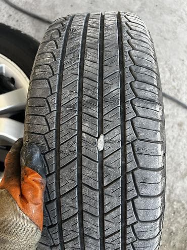 bmw c5: Продаю диски с шинами комплект 4 штук. Летней 215.65.16 . В — 2