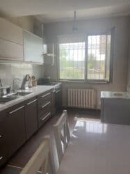 балыкчы шаарынан 3 ком квартира керее: 3 бөлмө, 85 кв. м, Жеке план, 1 кабат, Евроремонт — 9