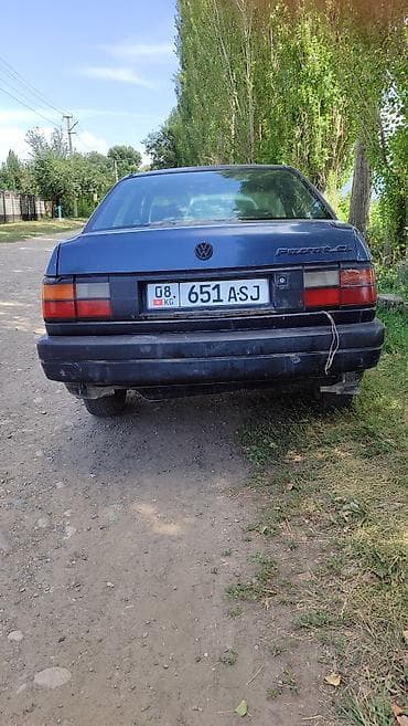 ваз 2011: Volkswagen Passat: 1988 г., 1.8 л, Механика, Бензин, Седан — 4