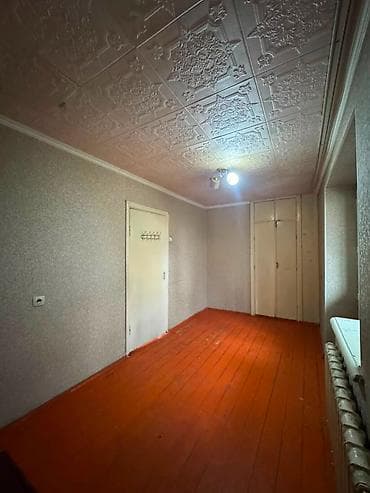 Кыймылсыз мүлк: 2 бөлмө, 40 м², Ош базары Жеке план, 2 кабат, Ремонт талап кылынат — 4