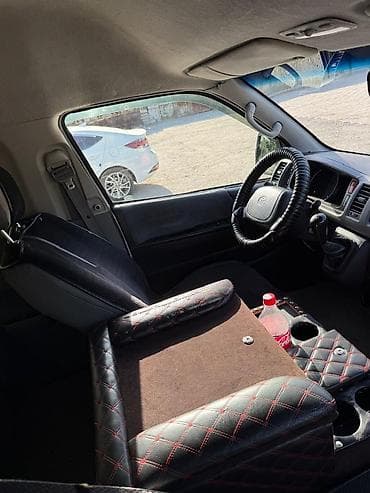 toyota hiace: Toyota Hiace: 2007 г., Бус — 3