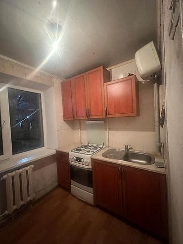 2 комнаты, 42 м², Хрущевка, 2 этаж, Старый ремонт — 3