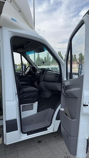 авто морозильник: Рефрижератор на базе Mercedes-Benz Sprinter - Тип: изотермический — 8