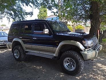 Mitsubishi Pajero: 1993 г., 2.2 л, Механика, Дизель, Внедорожник