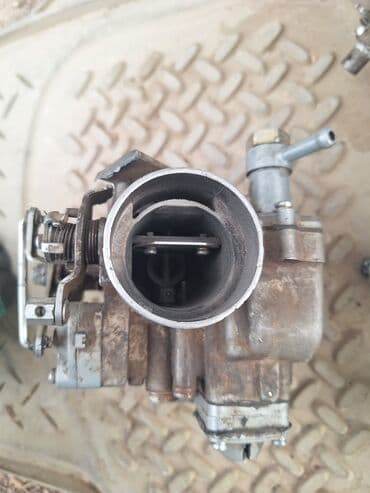 продаю в связи с переездом: Карбюратор Daihatsu — 1