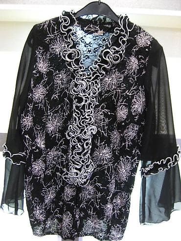 Блузка кружевная
Б/У (состояние смотри на фото)
Размер - 46-48