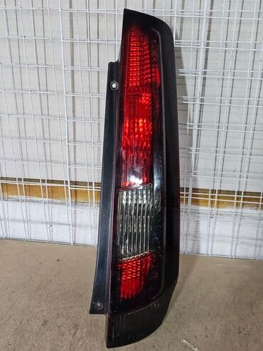 запчасти на опель астра н: Задний правый стоп-сигнал Ford 2004 г., Б/у, Оригинал, Германия — 2