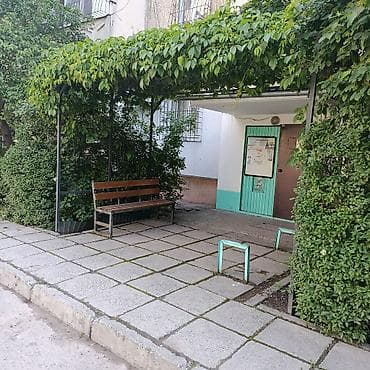 кв 105 серии: 1 комната, 40 м², 105 серия, 2 этаж — 8