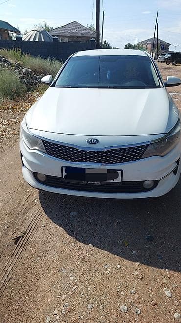 tesla 3: Kia — салон и оснащение - Просторный черный интерьер с кожаной — 9