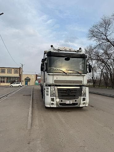 launch 431: Тягач, Renault, 2013 г., Тентованный — 7