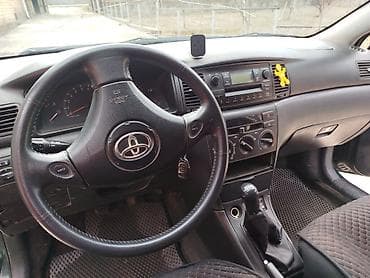 Toyota: Toyota Corolla: 2004 г., 1.4 л, Механика, Бензин, Хэтчбэк — 4