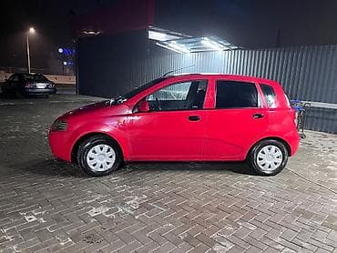 Daewoo Kalos: 2003 г., 1.4 л, Механика, Бензин, Хэтчбэк