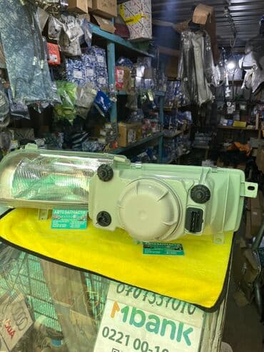 c4: Комплект передних фар Volkswagen 1993 г., Новый, Аналог, Китай — 4