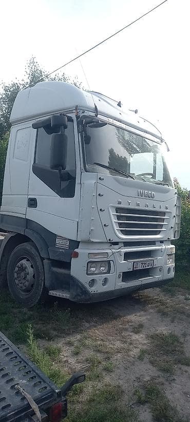 буксир: Тягач, Iveco, 2005 г., Без прицепа — 2