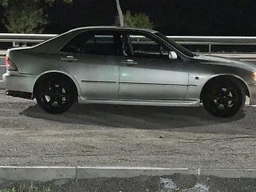 Продажа авто: Lexus IS: 2003 г., 2 л, Автомат, Бензин, Седан — 5