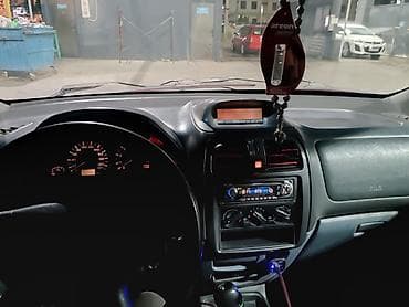 skyline r33: Mitsubishi Space Star: 2001 г., 1.3 л, Механика, Бензин, Минивэн — 3
