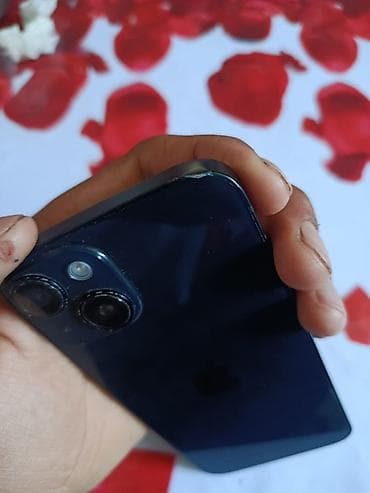 Техника и электроника: IPhone 14, Б/у, 128 ГБ, Midnight, Защитное стекло, Чехол, 80 % — 4