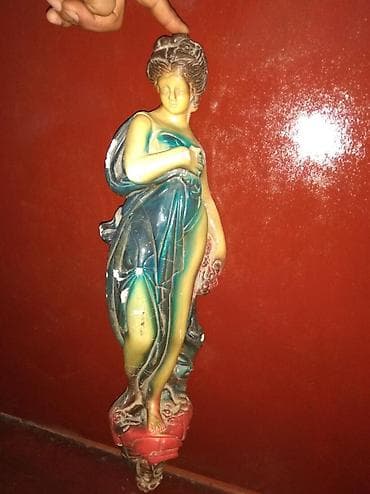 коллекционные купюры: Продается гипсовая статуэтка — 1