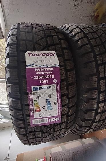 р 19: Зимняя китайская шина. Фирма Tourador made in China. Размер 235/55R19 — 1
