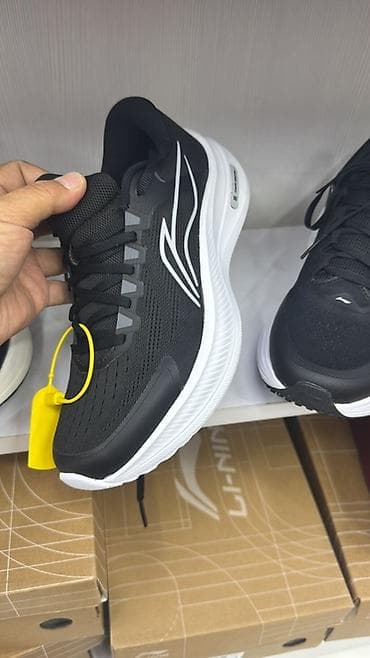 Личные вещи: Кроссовки Li-Ning, женские подростковые черные, белые - — 3
