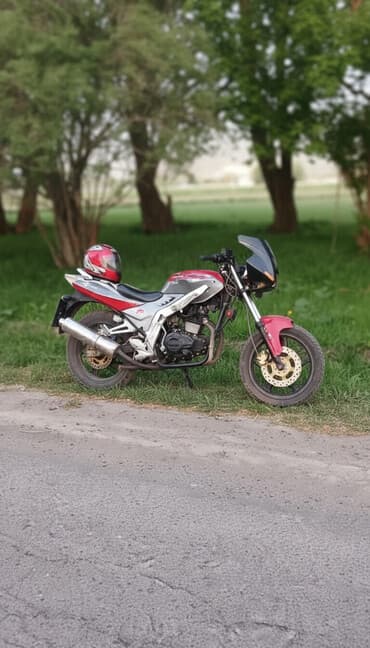 автомобильные шины для внедорожников: Мотоцикл дорожный Centurion Bitrix (на фото видны эмблемы на баке и — 1