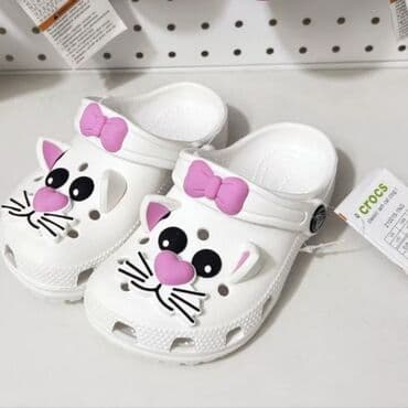 кроксы крокс crocs: Шлепки - машинки 600сом. Детские crocs: Бабочки, Hello kitty — 7