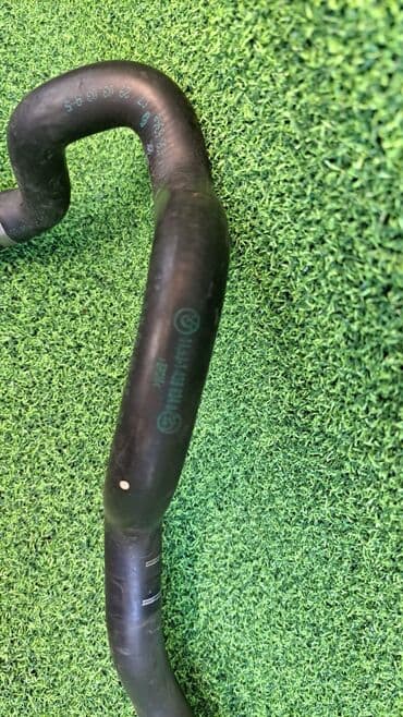 блок предохранителей: Водяной шланг Е39 1 438 634 Год 2004 В отличном состоянии, очень — 4