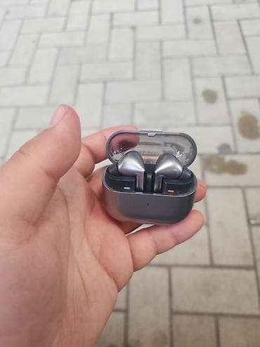 redmi buds: Беспроводные наушники TWS с зарядным кейсом - Форм‑фактор: вставные — 2