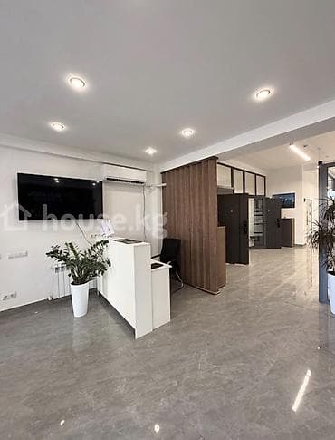 Коммерческая недвижимость: Аренда офисов, 158 м², В жилом комплексе, С видом на горы, С оборудованием, С отдельной кухней — 4