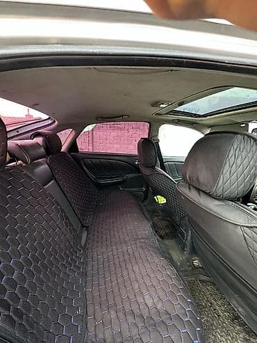 обмен на малалитрашку: Toyota Avensis: 2001 г., 2 л, Автомат, Бензин — 5