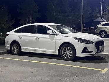 step 2: Hyundai Sonata: 2021 г., Автомат, Бензин, Седан — 2