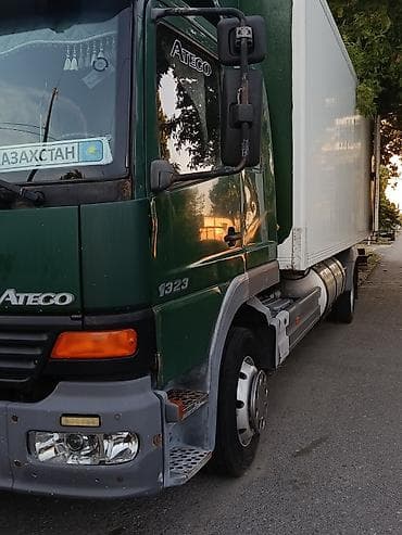 Грузовик, Mercedes-Benz, Стандарт — 8