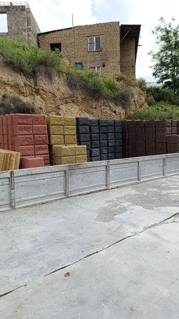 пескаблок г кант: Пескаблоктун баардык турлору бар .сапаты ото Жогорку .жеткирип беруу — 10