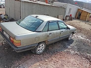 Audi 100: 1990 г., Седан