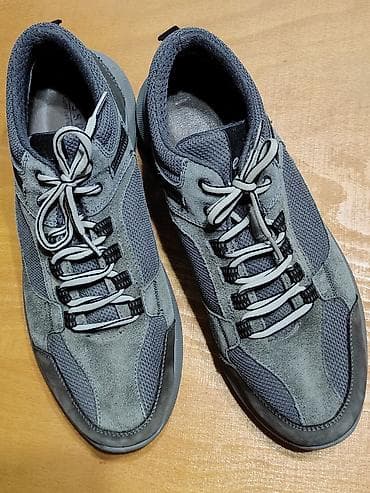 nike react: Мужские кроссовки в серо‑графитовом цвете. Размер - 43 — 1