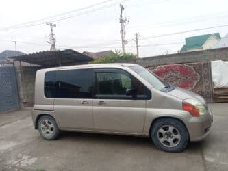 срочно продаю в связи с переездом: Honda Mobilio: 2003 г., 1.5 л, Вариатор, Бензин, Минивэн — 3