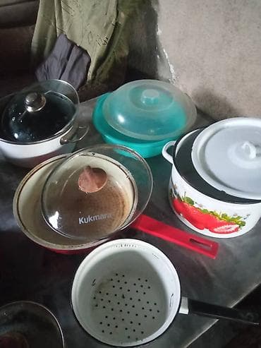 Инструменттер: Продаю посуду,кастрюли,тарелки,сковорода,ножи,вилки и ложки. б/у — 3