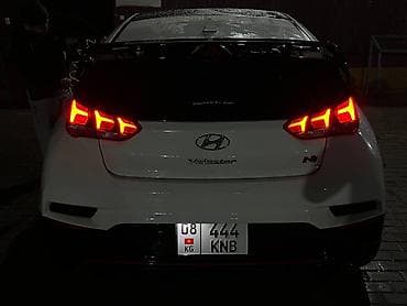 Продажа авто: Hyundai Veloster: 2018 г., 1.6 л, Автомат, Бензин, Хэтчбэк — 5