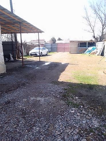 продам дом в рассрочку: 7 комнат Продается жилой дом в два этажа из кирпича с двором и — 7