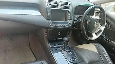 краун диска: Toyota Crown: 2010 г., 3.5 л, Автомат, Гибрид, Седан — 10