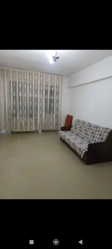 Сниму комнату: Сдаётся комната с подселением 2 студенткам. цена 25000 сом.Район — 1