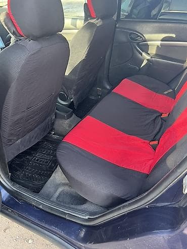 консоль 210: Ford Focus: 2001 г., 1.6 л, Автомат, Хэтчбэк — 2