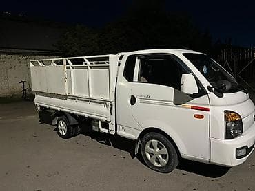 sprinter 2 7: Легкий грузовик, Hyundai, Стандарт, 3 т, Б/у — 2