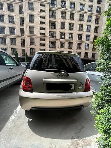 Продажа авто: Toyota Ist: 2002 г., 1.3 л, Автомат, Бензин, Хэтчбэк — 4