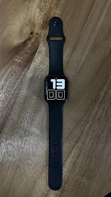 apple wath: Apple Watch series 5 44mm В хорошем состояние Акб:69% Есть чуть — 1