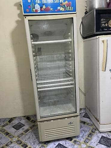 холодильные: Для напитков, Для молочных продуктов, Кондитерские, Россия, Б/у — 2