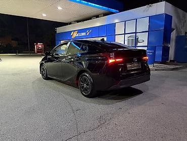 тойота приус с: Toyota Prius: 2020 г., 1.8 л, Вариатор, Гибрид, Лифтбек — 5