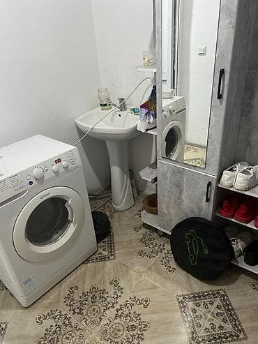 для студентов: Уютная студия с отдельным входом. Планировка и оснащение: - — 4