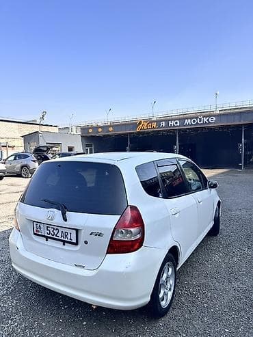Унаа сатып алуу: Honda Fit: 2002 г., Автомат, Хетчбек — 3