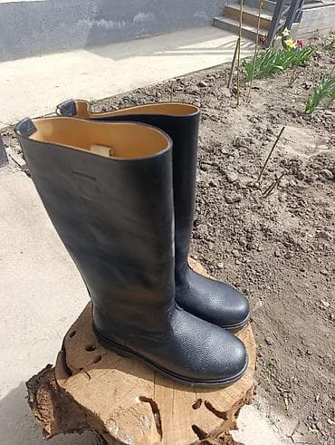 кастум шым: Эркектердин ботинкеси, 45, Жаңы, түсү - Кара — 1